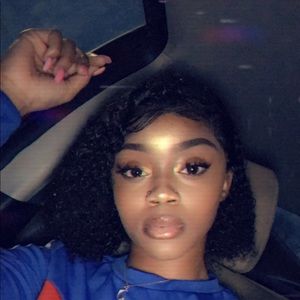 Meet your Posher, Shamaiya